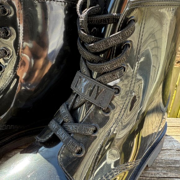 DKNY Women's Rain Boots, Black, 9M - Picture 6 of 9